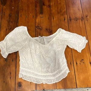 American eagle off the shoulder shirt. Size large.